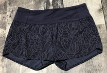Load image into Gallery viewer, lululemon purple athletic shorts - Hers size 4
