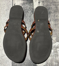 Load image into Gallery viewer, Arnold Churgin brown/bronze sandals - Hers size 9
