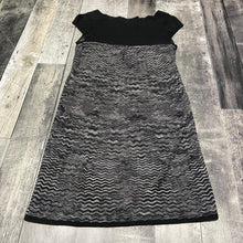 Load image into Gallery viewer, BCBG grey/black dress - Hers size S
