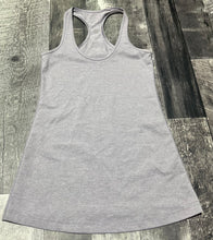 Load image into Gallery viewer, lululemon light purple tank top - Hers size approx S
