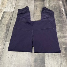 Load image into Gallery viewer, Lululemon purple leggings - Hers size 4
