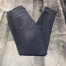 Load image into Gallery viewer, Joes grey jeans - Hers size 29
