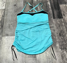 Load image into Gallery viewer, lululemon blue/black tank top - Hers size 4
