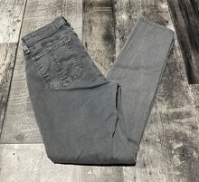 Load image into Gallery viewer, 7 for all mankind grey pants - Hers size 26
