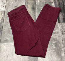 Load image into Gallery viewer, Tory Burch maroon pants - Hers size 27
