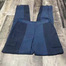 Load image into Gallery viewer, BCBG blue pants - Hers size XXS
