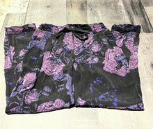 Load image into Gallery viewer, Wilfred black/purple pants - Hers size XXS
