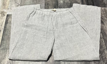 Load image into Gallery viewer, Eileen Fisher white/grey pants - Hers size XXS

