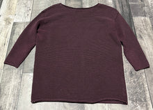 Load image into Gallery viewer, Wilfred purple sweater - Hers size XXS
