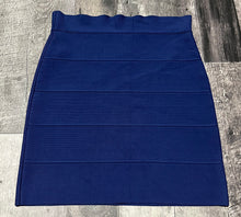 Load image into Gallery viewer, BCBG blue skirt - Hers size M
