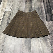 Load image into Gallery viewer, Sunday Best brown/blue skirt - Hers size 00
