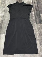 Load image into Gallery viewer, BCBG black dress - Hers size XXS

