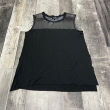 Load image into Gallery viewer, Wilfred Free black shirt - Hers size XS
