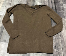 Load image into Gallery viewer, Talula greet sweater - Hers size XS
