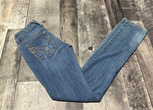 Load image into Gallery viewer, William Rast blue low rise jeans - Hers size 24
