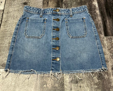 Load image into Gallery viewer, BDG blue denim skirt - Hers size XS
