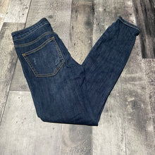 Load image into Gallery viewer, Pilcro blue jeans - Hers size 25

